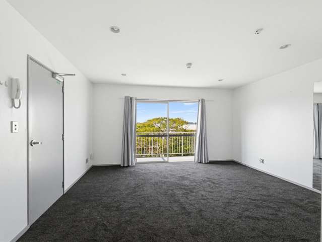 8/443 Cashel Street Linwood_2