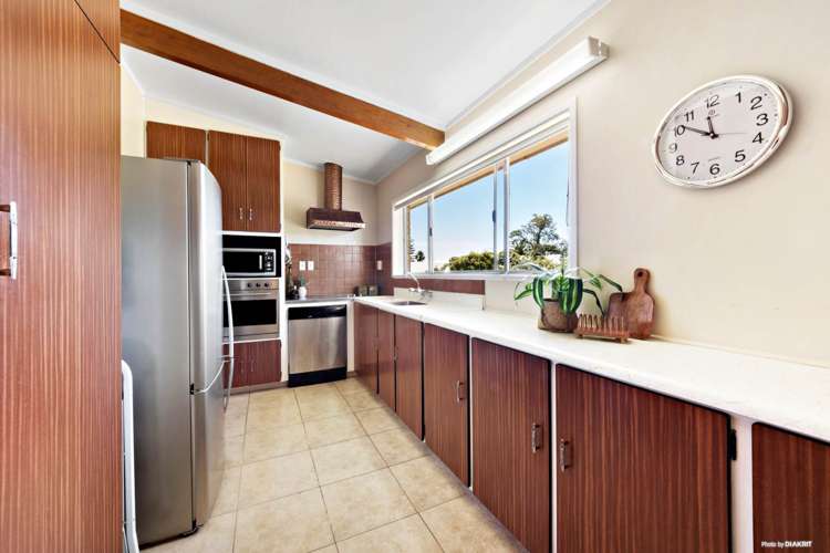 15 Dawnhaven Drive Te Atatu Peninsula_6