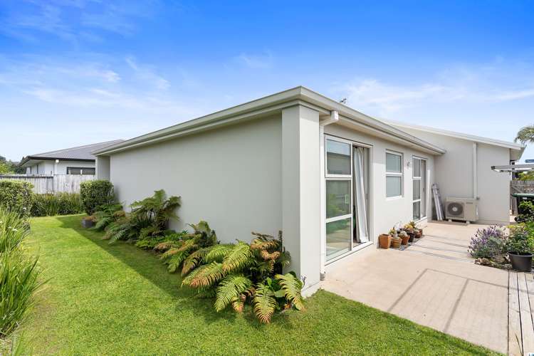 1 Marcus Way Brookfield_12