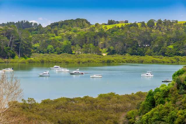 1121 Whakapirau Road Whakapirau_1