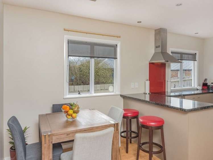 1/62 Parkers Road Tahunanui_11