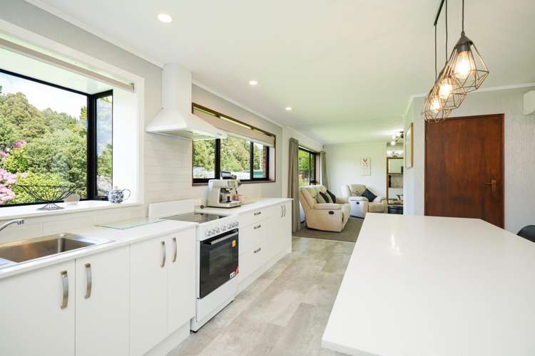 132 Grant Road Otatara_7