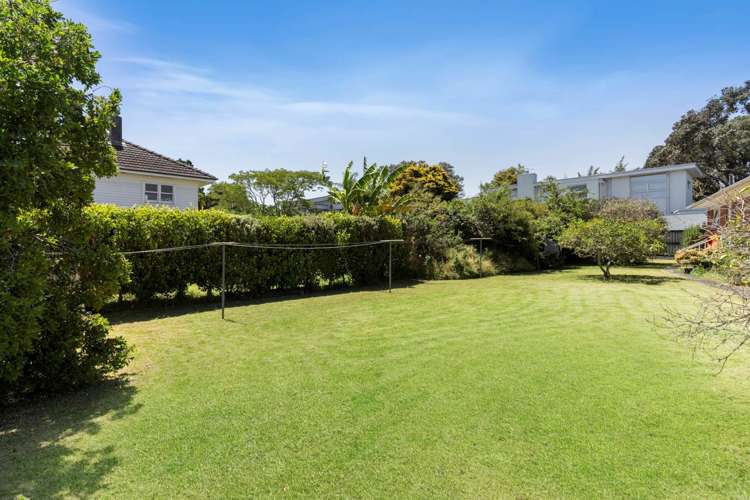 2/19 Lake Pupuke Drive Takapuna_12