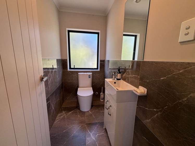 144 Cascades Road Pakuranga Heights_16