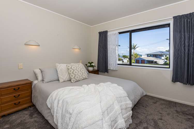 13 Attwood Street Tamaterau_14