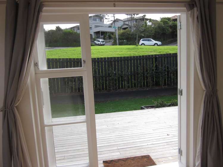 4/420 Beach Road Mairangi Bay_1