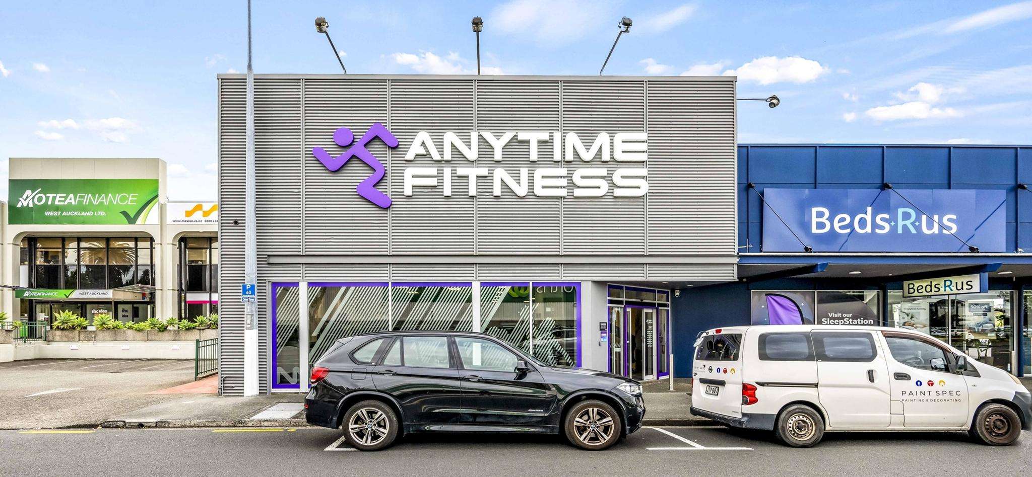 Investors muscle up for New Lynn gym site