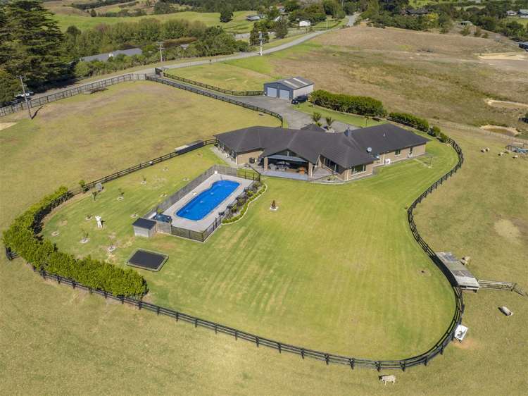 10 Joblin Road Wainui_4