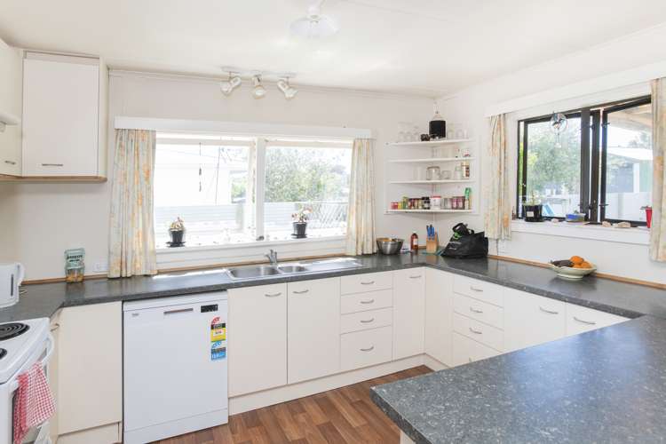 8 Waverley Street Elgin_2