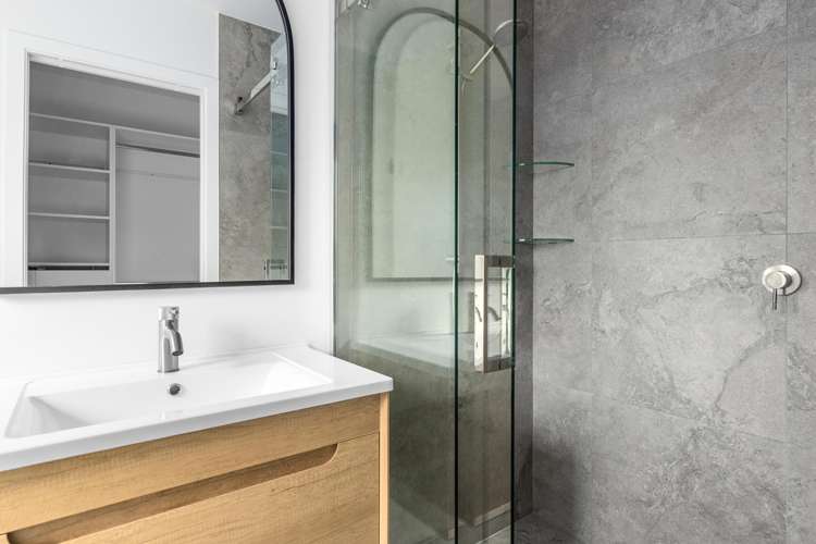 9 Swan Street Lake Hawea_13