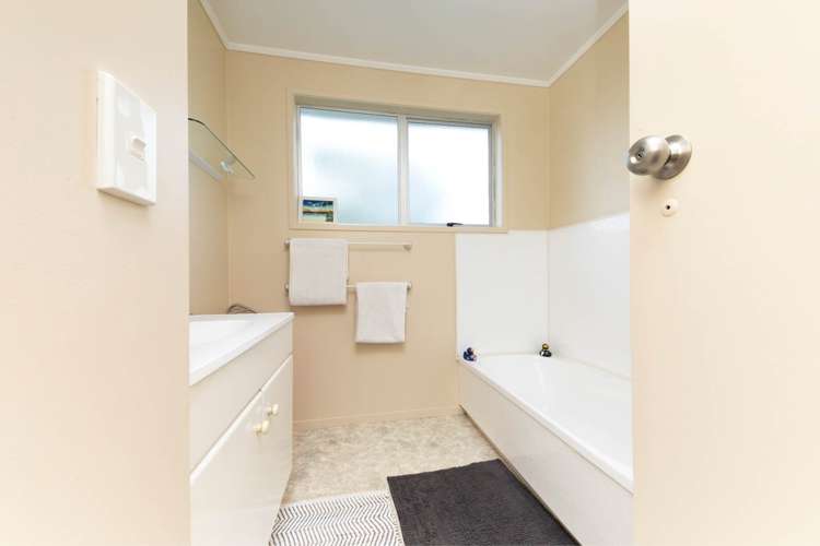 3 Stallard Place Glen Eden_13