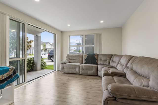 9 Flight Place Takanini_1