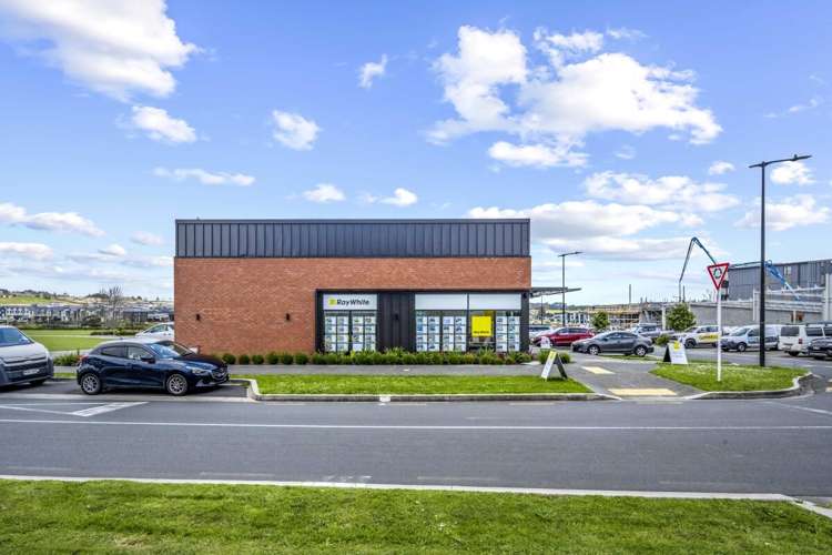 12 Henry Tayler Rise Wainui_3