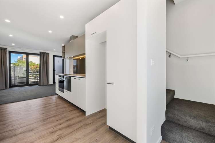 1/50 Antigua Street Addington_1