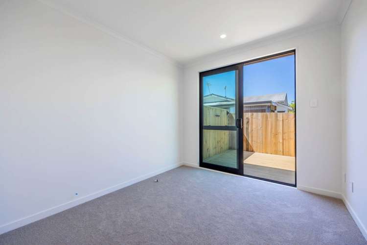 2/8 Auld Street Torbay_14