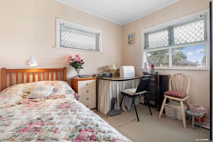 12 Taikata Road Te Atatu Peninsula_8