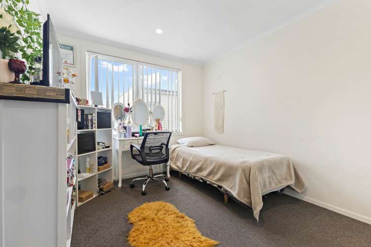 29 Hollowout Street Takanini_12