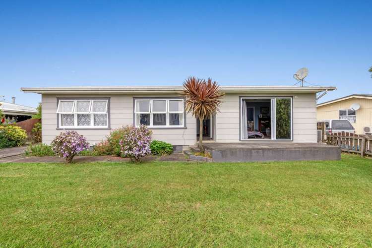 22 Kowhai Avenue Edgecumbe_2