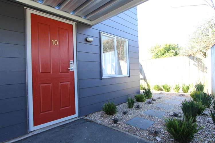 10/15 Korimako Street_0