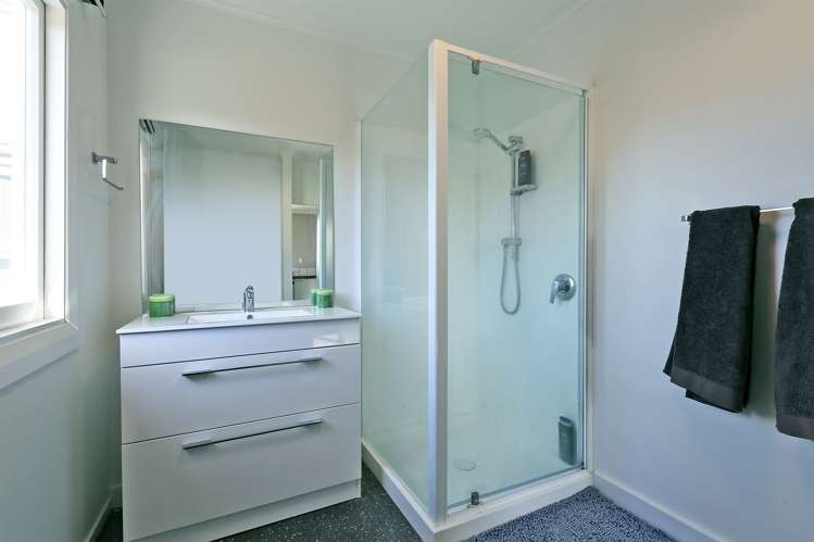 220 Warwick Road Mayfair_10