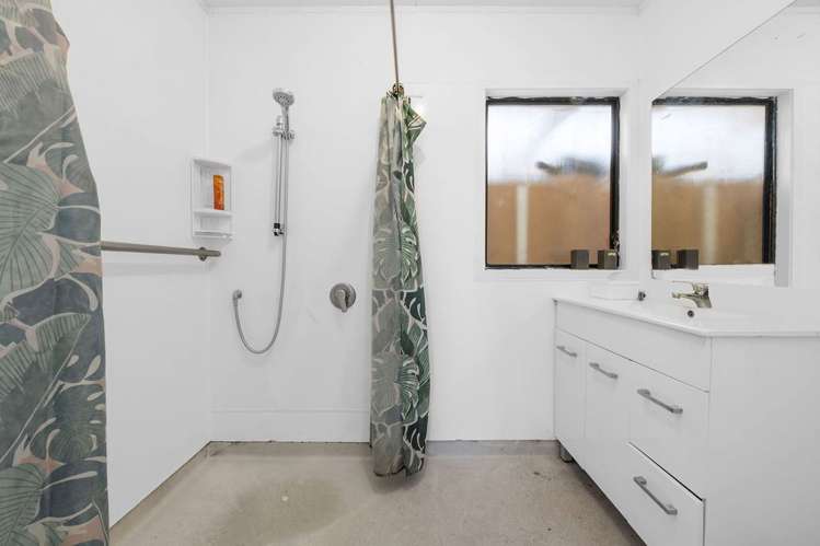 391 Roscommon Road Clendon Park_6