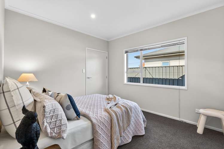 7 Donald Place Frimley_16