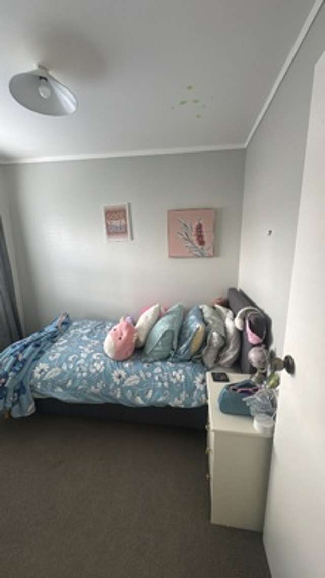 11 Hatfield Heights Orewa_4