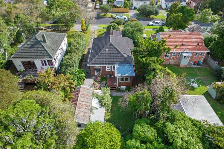 19 Renton Road Mount Albert_18