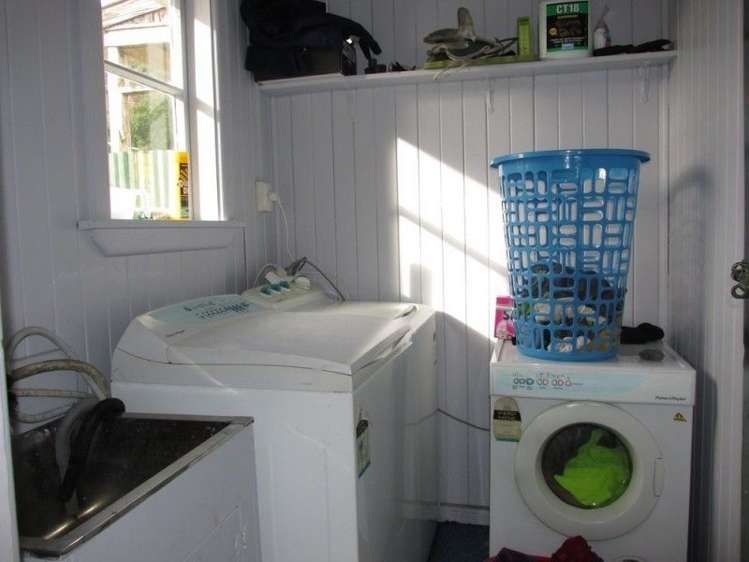 26 Broadway Reefton_11