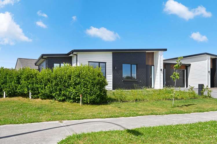 2/47 Waireka Road 2612_2