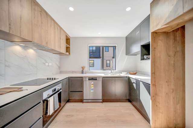 12/13 Arawa Street New Lynn_4