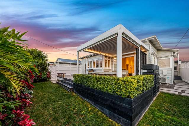 Immaculate, Modern Bungalow - Ready to Impress