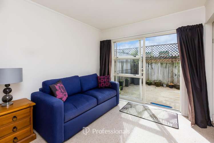 16/17 John Street Trentham_11