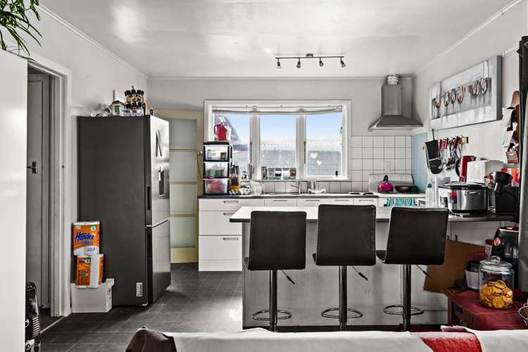 6 Wordsworth Crescent Maraenui_4