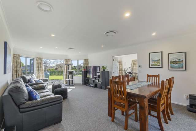 76a Smart Road Glen Avon_2