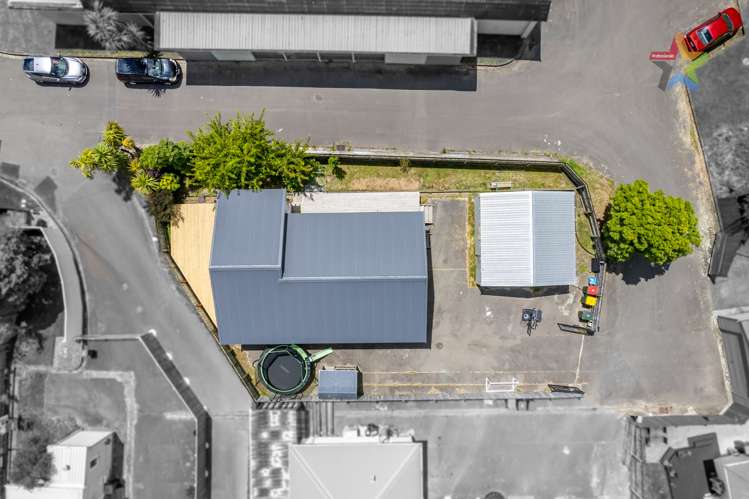 14 Young Grove Stokes Valley_17