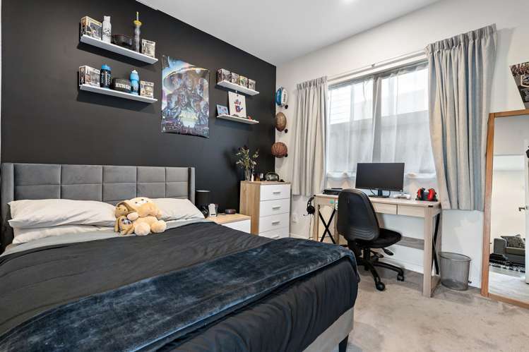 19 Jezero Drive Massey_12