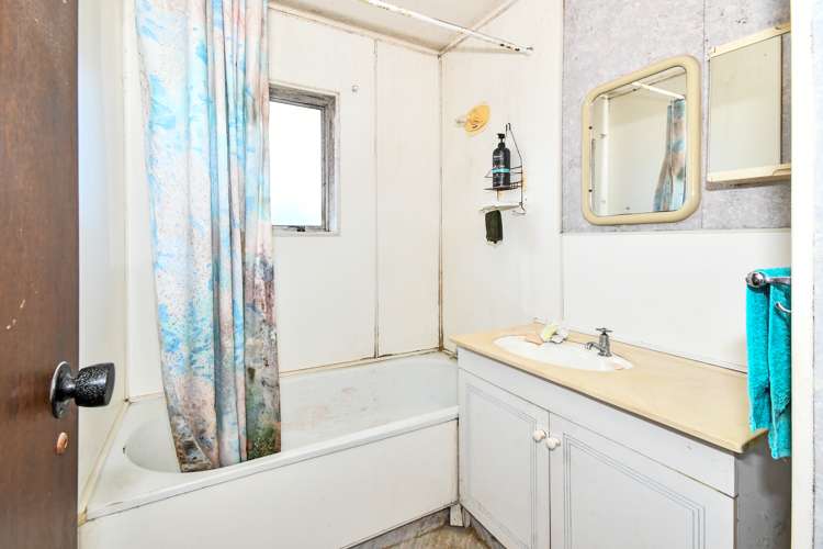 1/4 Thorn Place Papatoetoe_5