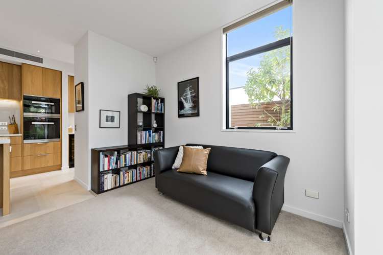 98 Merivale Lane Merivale_8