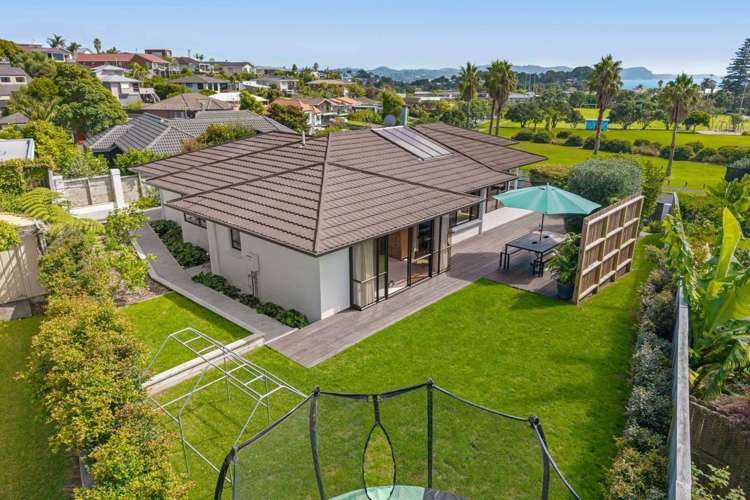 2 Esther Place Red Beach_3