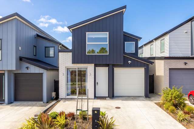 Modern Comfort, Designed for Easy Living