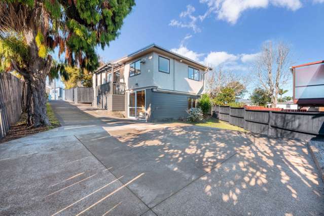 1/127 Moore Street Howick_2