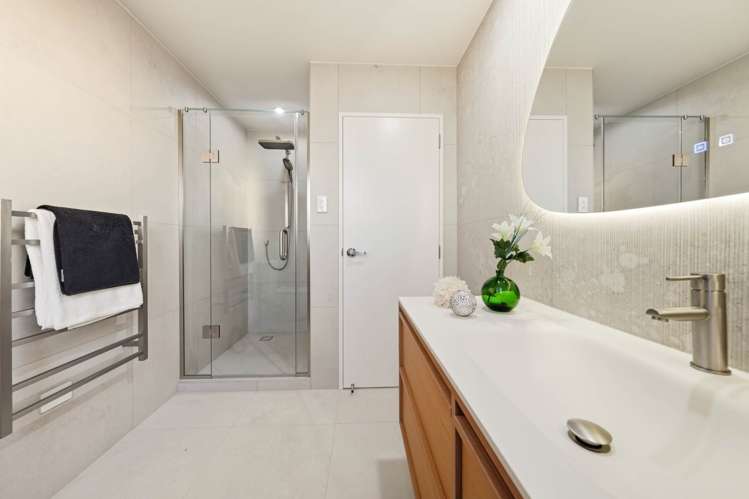 14 Mairehau Street Westgate_12