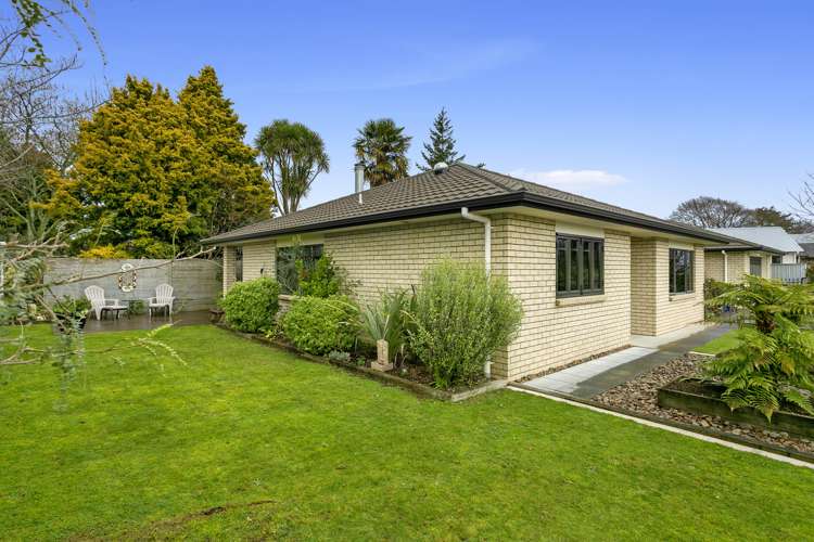 8 Rowling Place Leamington_19