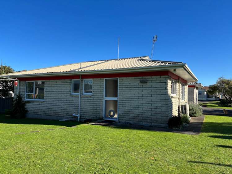 41 Edgewater Parade Waiuku_1