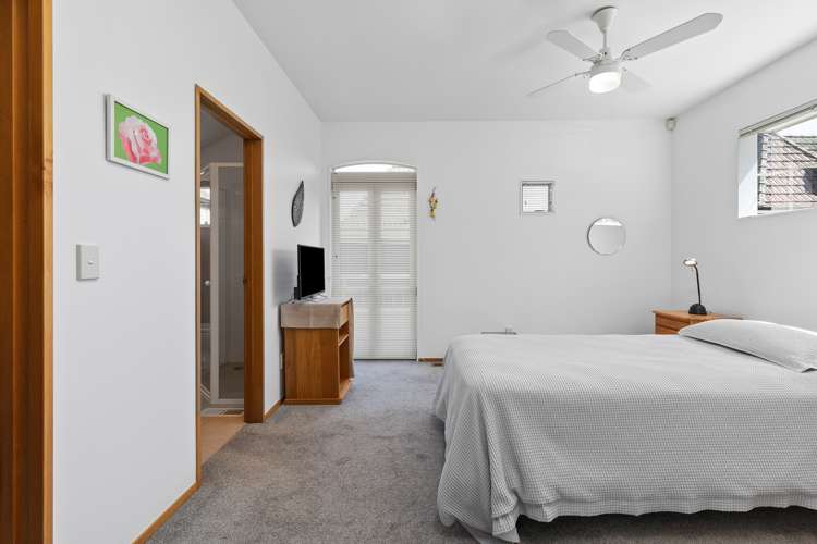 3/17a Fenwick Avenue Milford_6