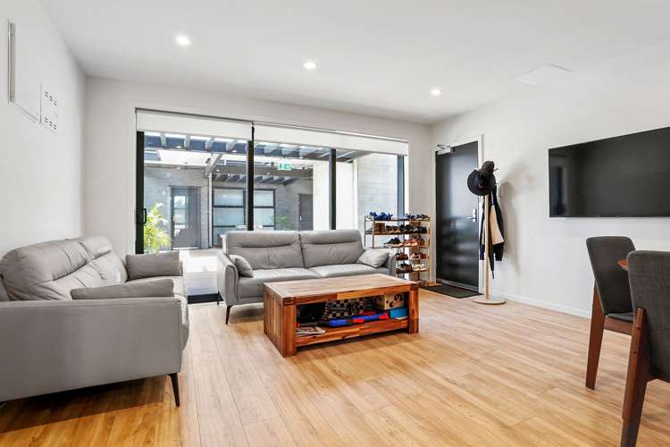 7/661 Dominion Road_0