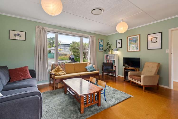 4 Camrose Grove Kingston_3