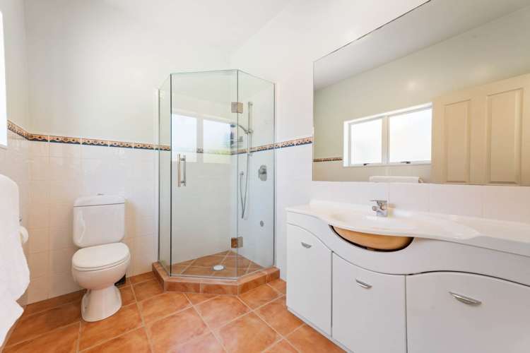 13 Red Oak Place Schnapper Rock_15