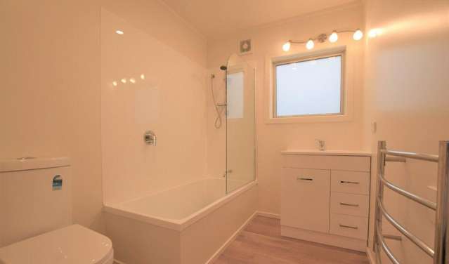 171 A Henderson Valley Road Henderson_4